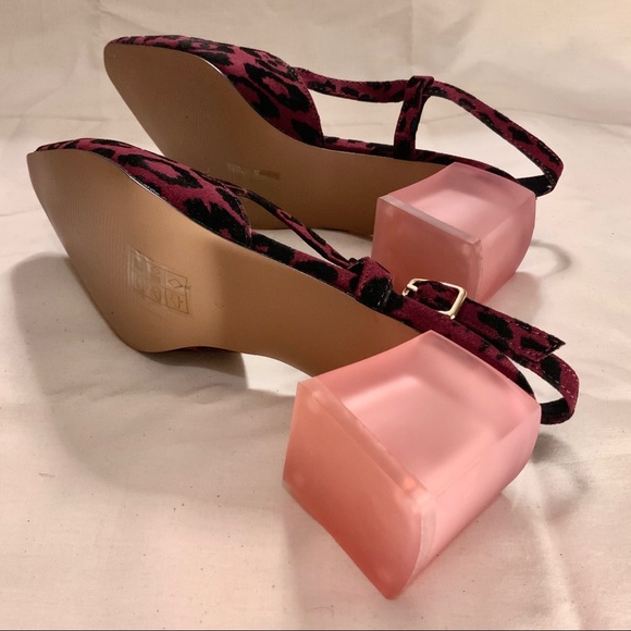Slingback Leopard Sandals w/ Pink Lucite Heel - Picture 4 of 4